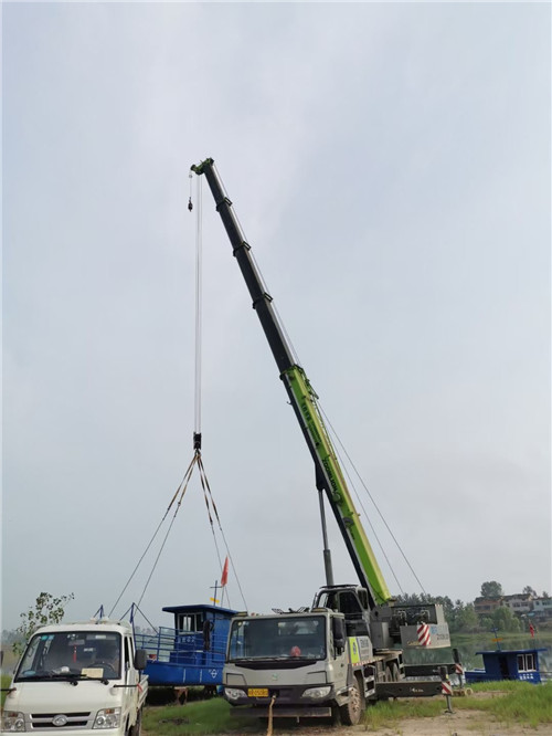 东源县桥梁建设吊装案例